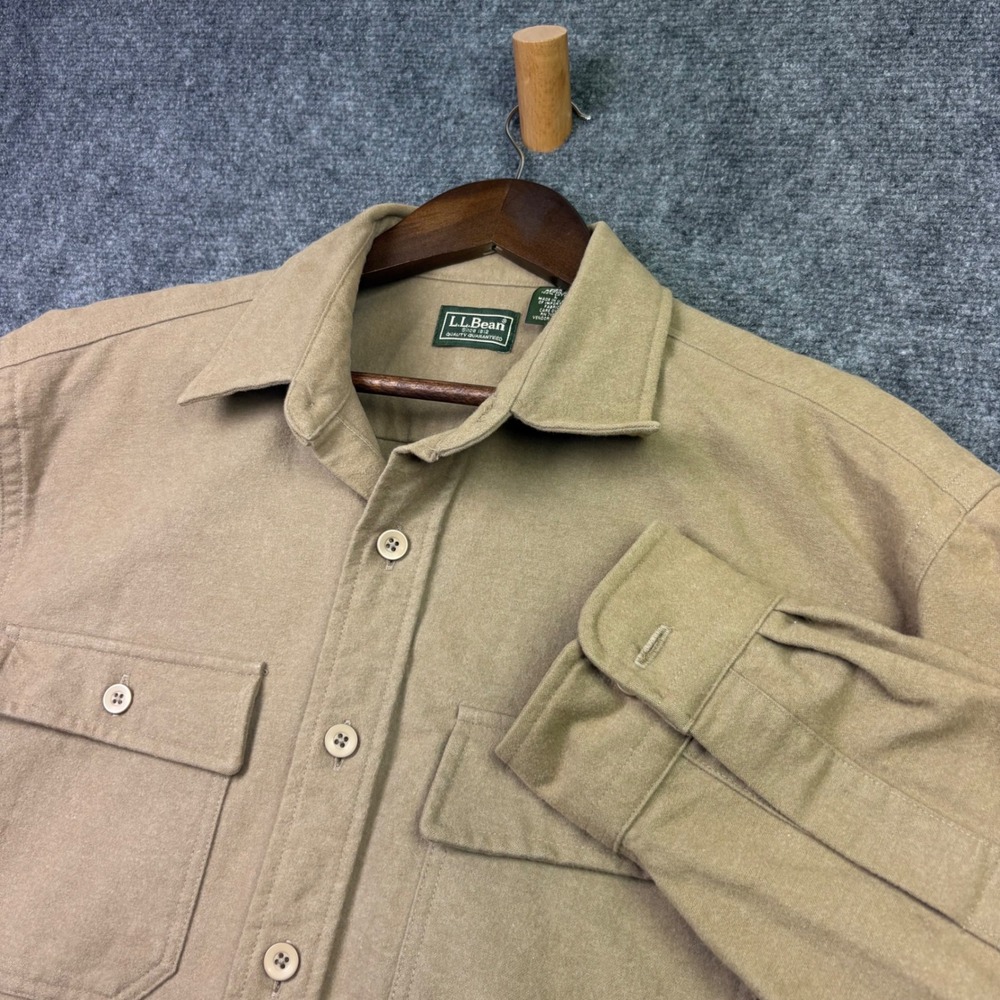 L.L. Bean Chamois Shirt Mens L Tan Cotton Heavy Flannel Button Down Workwear